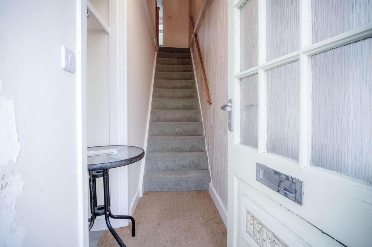 Myrtle - 1 Bedroom Apartment - Saundersfoot Ngoại thất bức ảnh